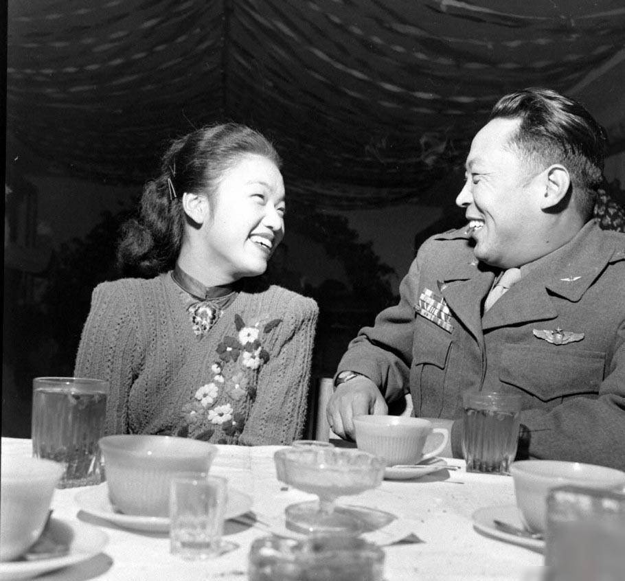 48年，国军上校妻子被6人*辱侮**后，反遭对方威胁，凶手结局如何？