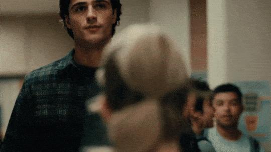 甜心脸蛋+*物尤**身材，但没人说她是花瓶