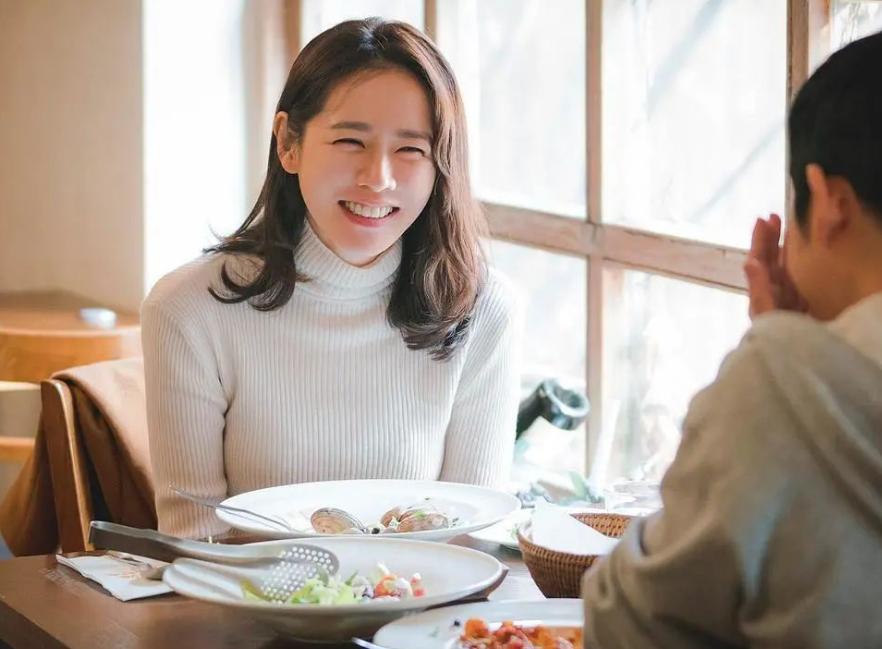 卵巢功能早衰与内分泌失调的区别,长期没有性生活会内分泌失调吗