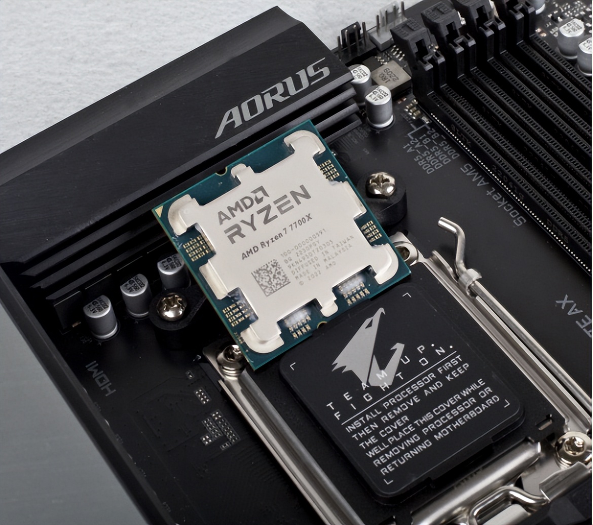 技嘉z790雪鹰和小雕主板评测,技嘉x670aoruseliteax小雕参数