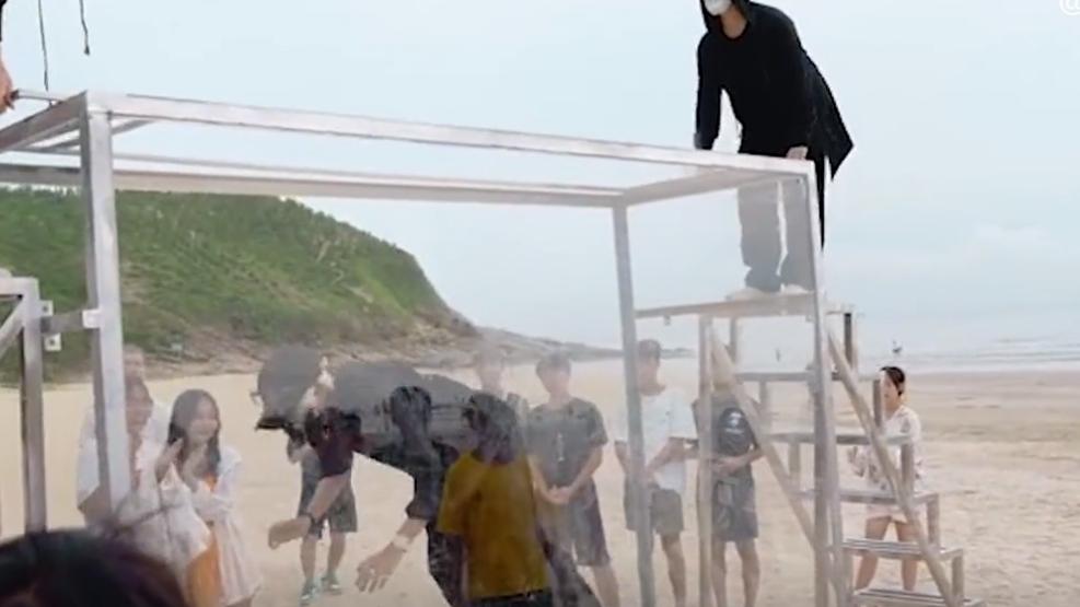 最强魔术师72小时复原圆明园,魔术师水上漫步视频