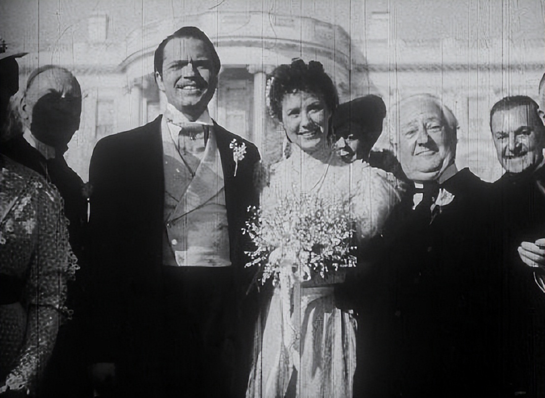 公民凯恩电影观后感,公民凯恩象征意义