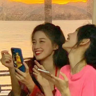 既是闺蜜头像又是cp头像,闺蜜头像或姐妹头像