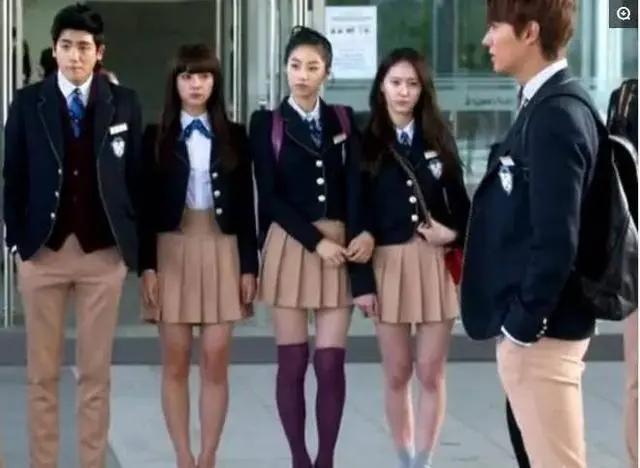 各国校服女孩大比拼,亚洲各国的校服