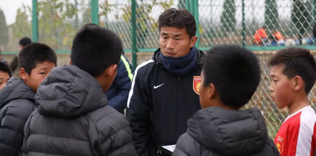 深圳足球青训教练何滨,深圳队青训教练何滨