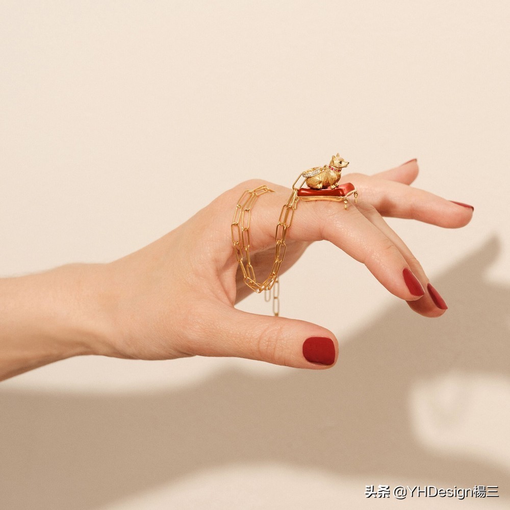 每日珠宝丨Jubilee系列新作：英国女王ElizabethII登基70周年纪念