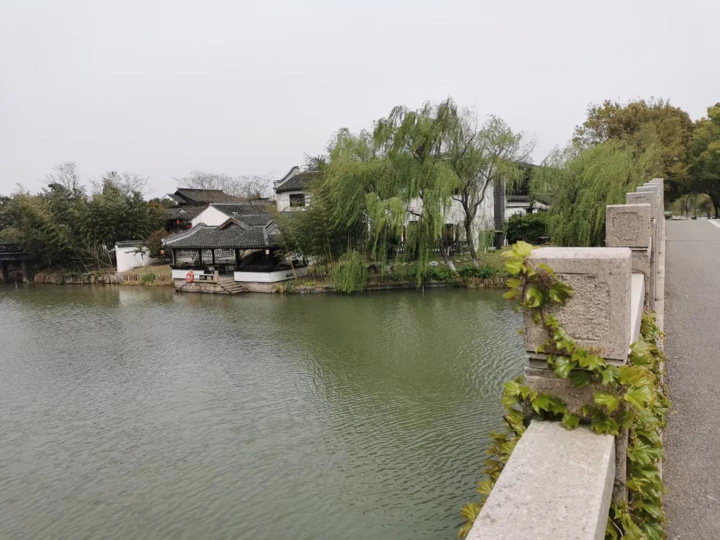 寰愬窞鍒伴噸搴嗗叚鏃ユ父,浠庡緪宸炲幓鏃犻敗鏃呮父