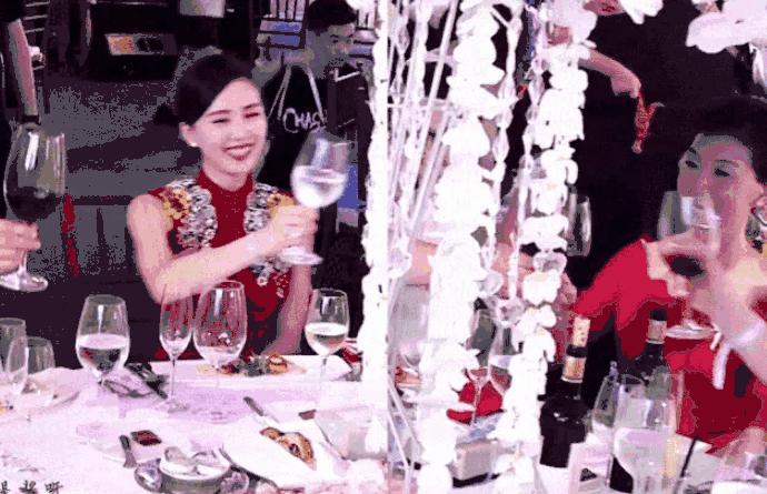 婚宴宴席上敬酒有什么禁忌,婚宴上敬酒的正确方法