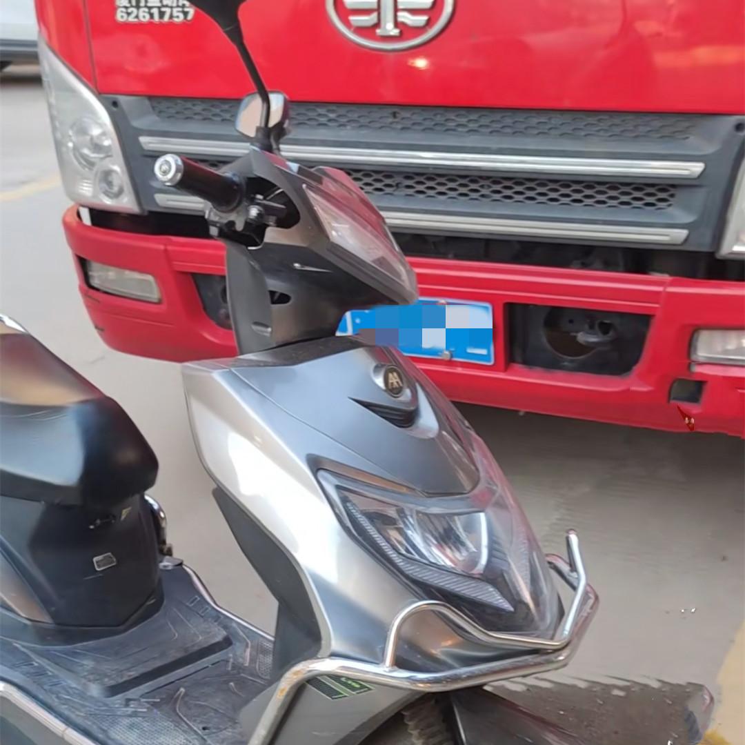 房东有权利不退押金租户不交钥匙,房东不退押金租户可以不还钥匙吗