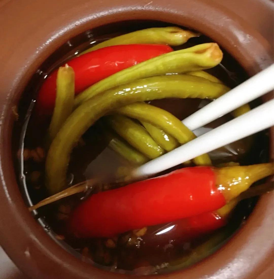 抗击疫情有妙招，代代相传的四川泡菜，美味下饭，一坛够吃3个月