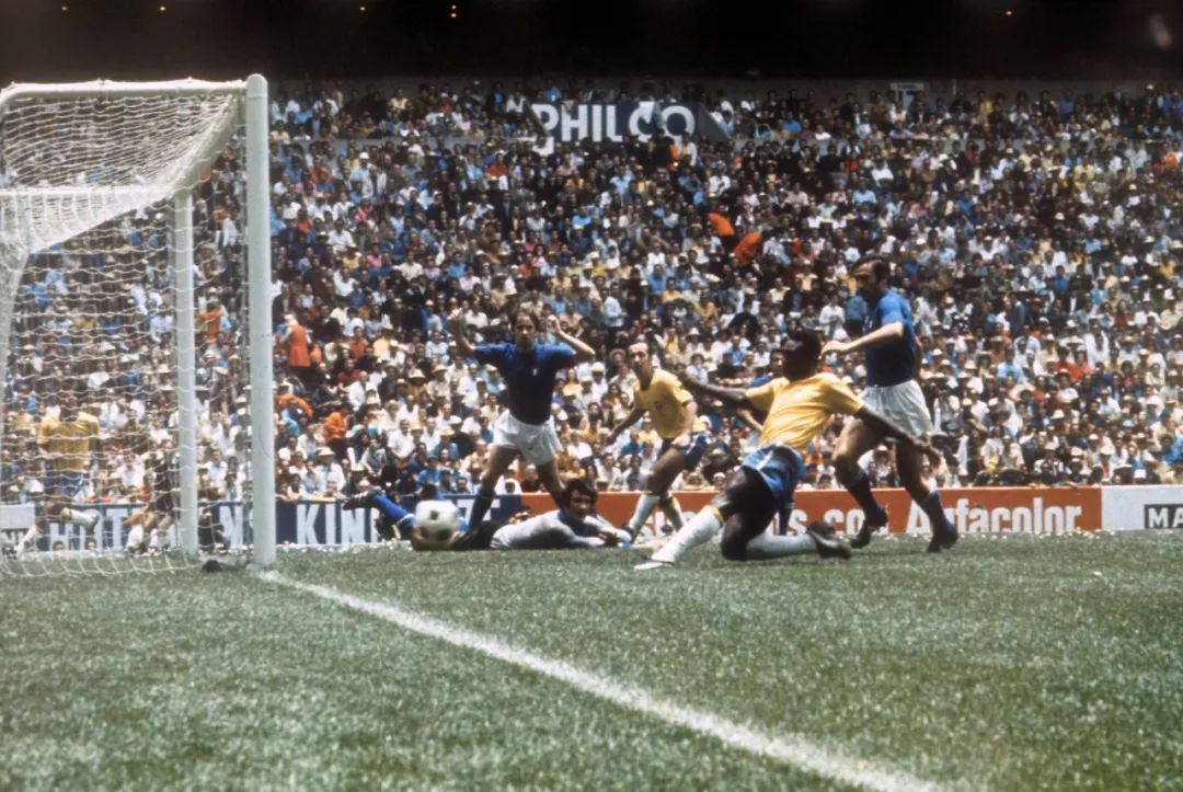 历史上世界杯有没有连续两届冠军,世界杯历史上小组赛有没有三连胜