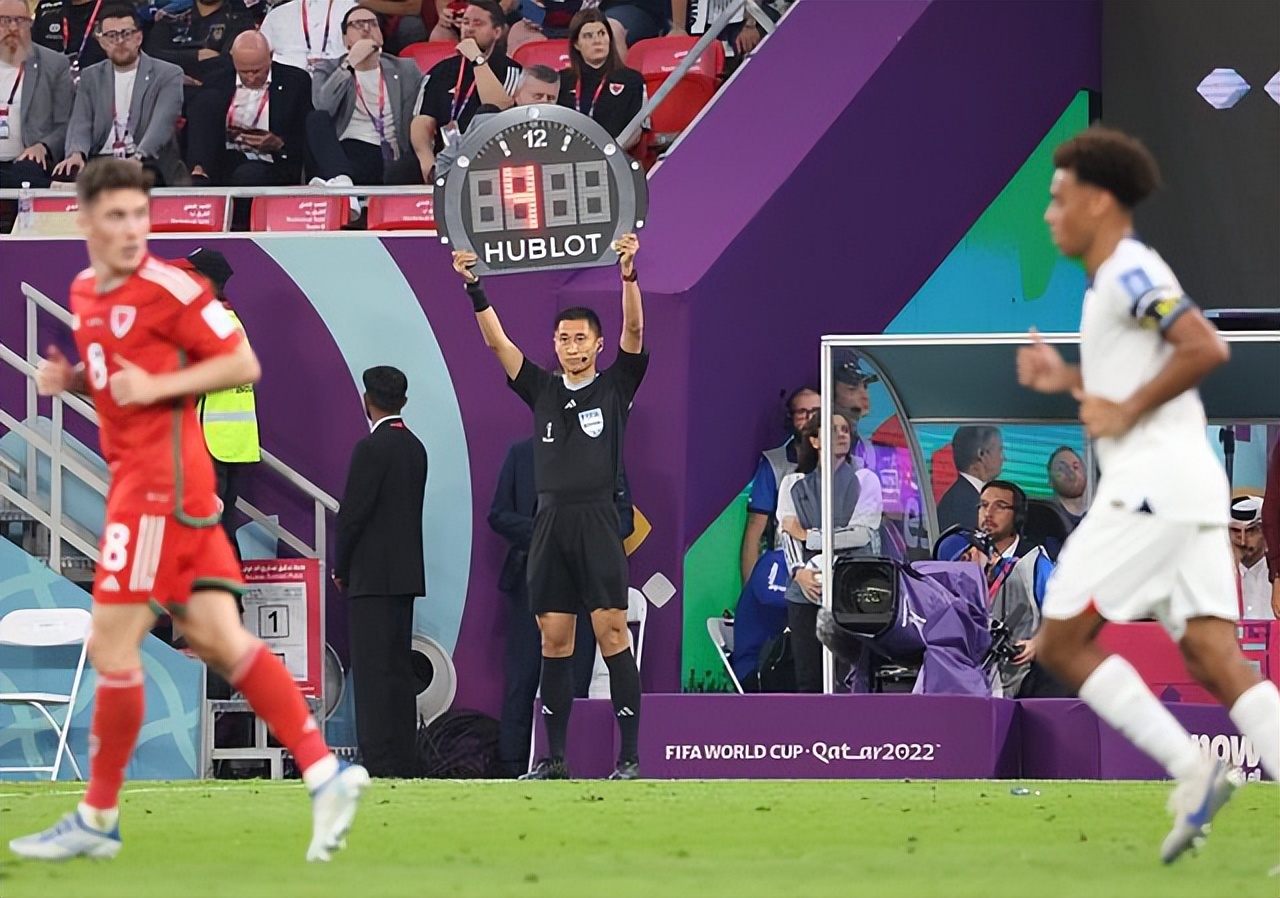 76人刚登实力榜首就被弱旅胖揍幕后？戴琳否认参与*球赌**背后内幕？