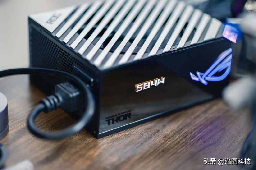 rtx4090赛博朋克顶级画质下怎样,rtx4090游戏性能