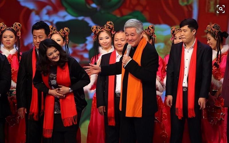 哈文为什么让赵本山上央视舞台,哈文和赵本山一段不为人知的故事