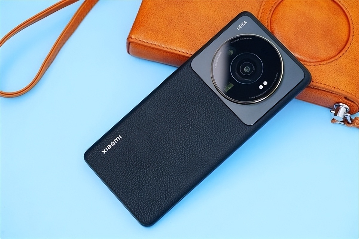 雷军造吗？歪果仁在加价求购小米12SUltra