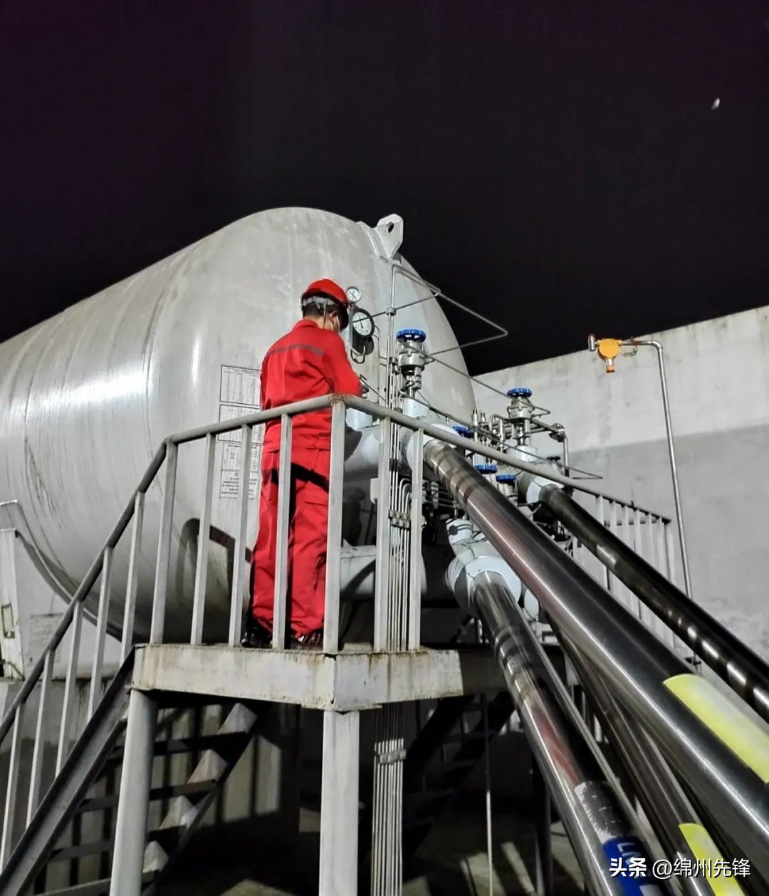 喜迎二十大奋进新征程——四川能投集团优秀*产党共**员风采系列展示