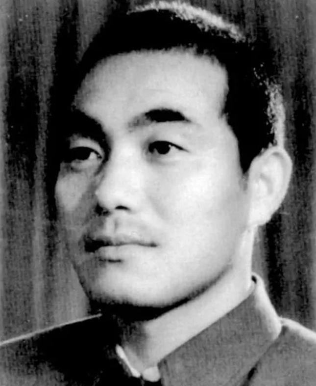 一天内4位老戏骨离世,2022年去世的六位老戏骨