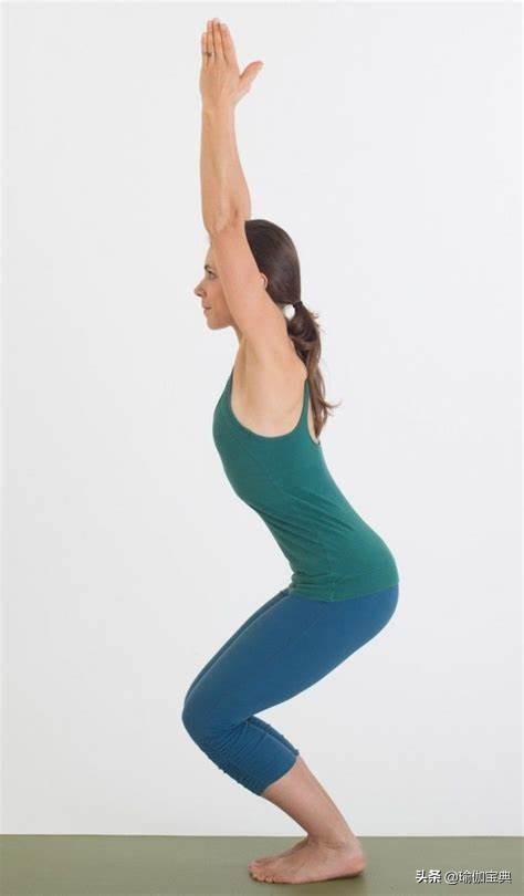 5个初学者必须练的瑜伽姿势帮助熟悉适应练习建立正确的瑜伽思维