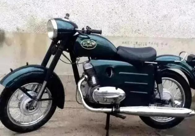 为什么都喜欢本田cg125老款摩托车,经典情怀cg125本田摩托车