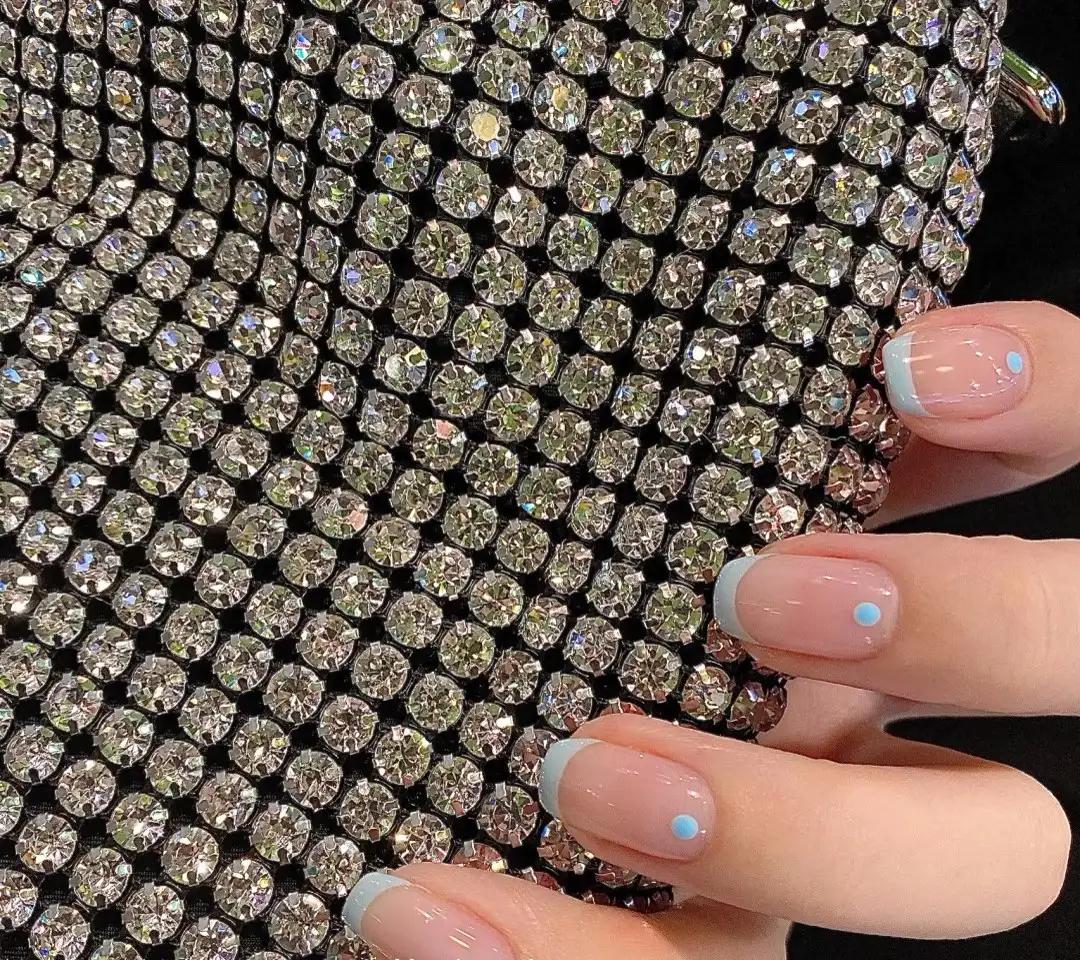 你一定要试试这3种美甲,盘点十款最受欢迎的美甲