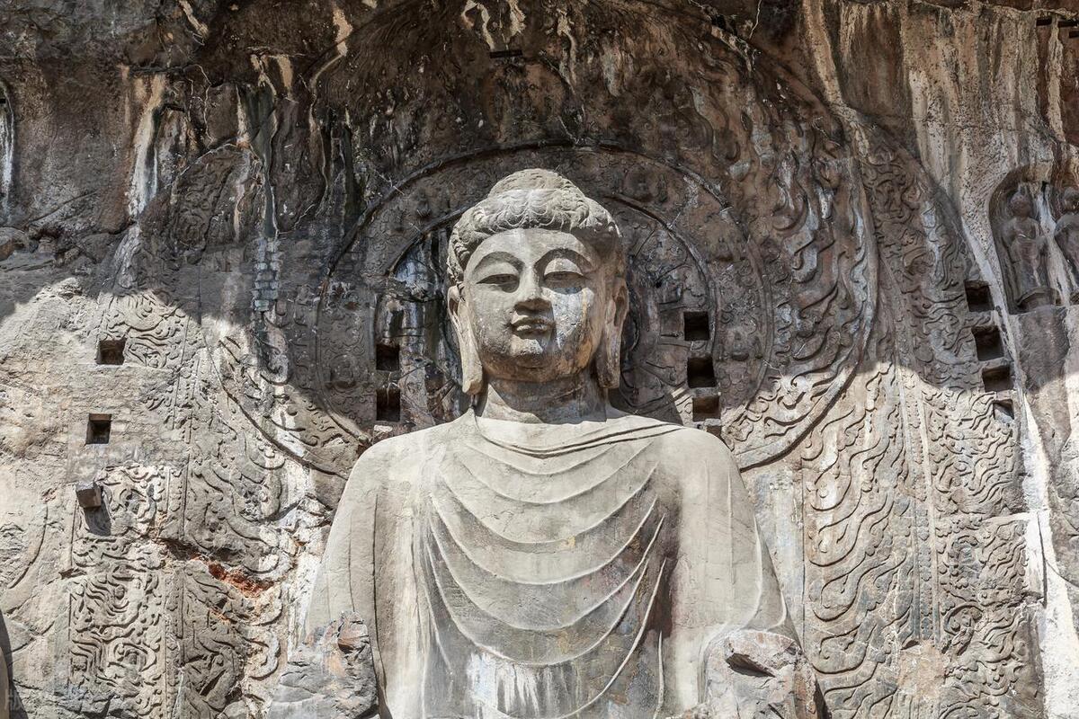 龙门石窟一日游游记800字,龙门石窟游记800字