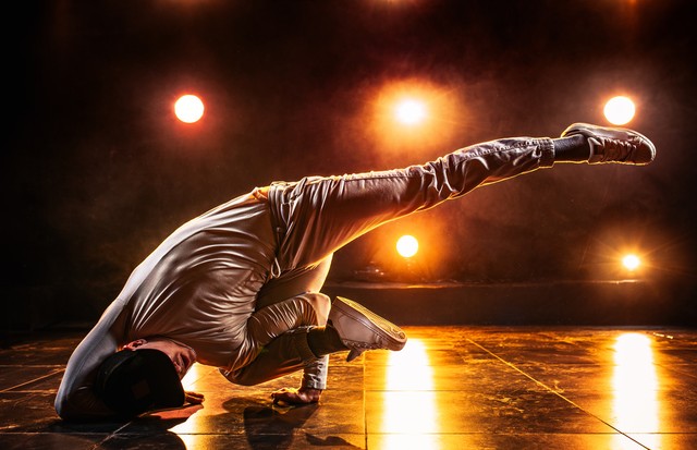 在线直播：组团训练，干活不累，展示真性情，你有我有他都有