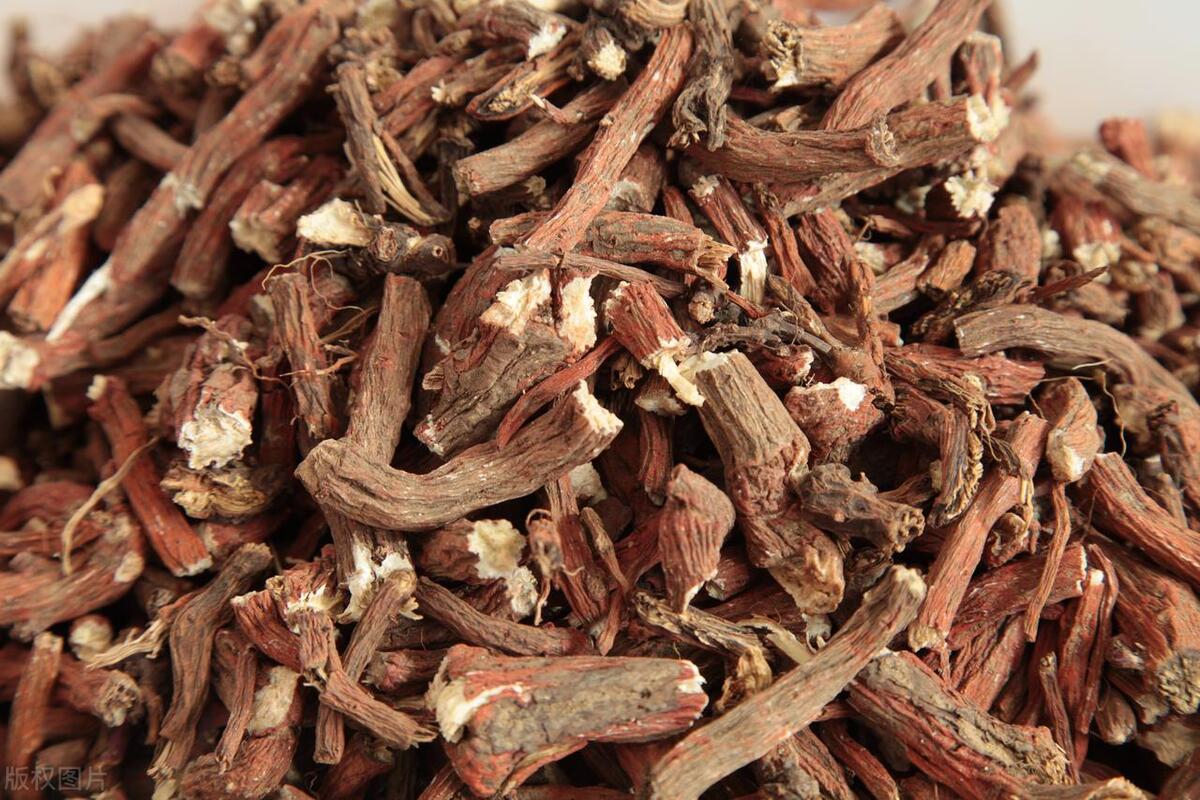 中医大病初愈黑眼圈重怎么调理,阳气不足导致的黑眼圈吃啥药