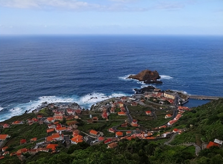 c罗家乡马德拉岛地图位置,葡萄牙的马德拉岛c罗的家乡