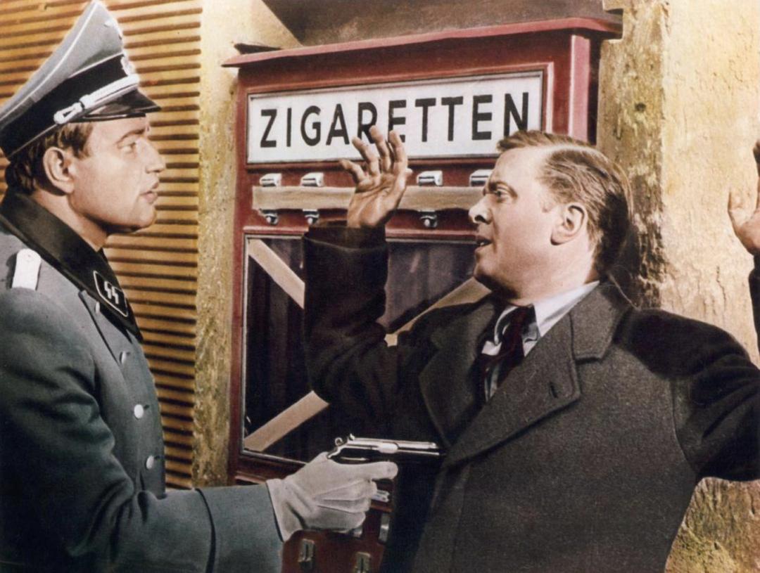 肖申克的救赎抄袭哪部电影,越狱跟肖申克的救赎