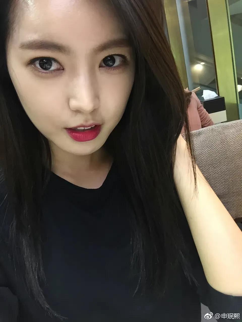 申珉熙在中国发展的韩国演员，看名字不认识一看照片原来是她