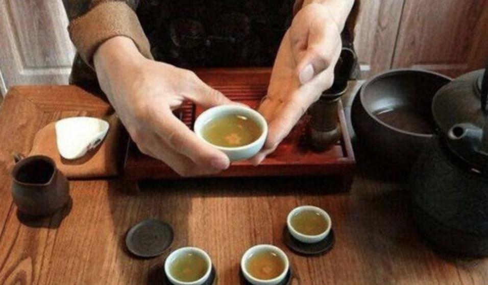 中国为什么要花2个多亿，从印度进口茶叶？印度茶比中国好在哪？