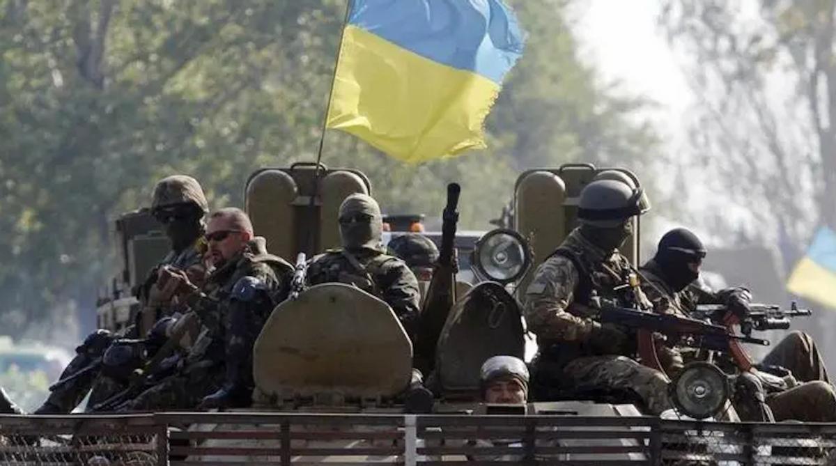 乌克兰自曝“纳粹徽章”，又被美媒无意暴露：有“伊斯兰国”徽章