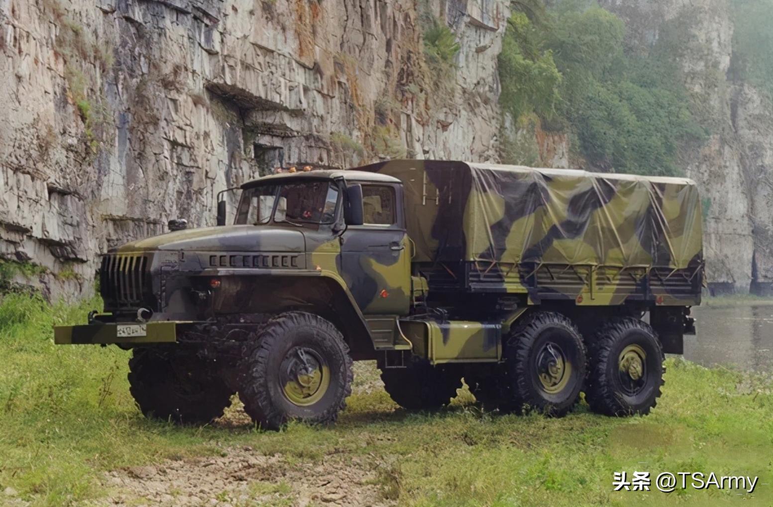 60年代的苏联装甲车,前苏联老式军车