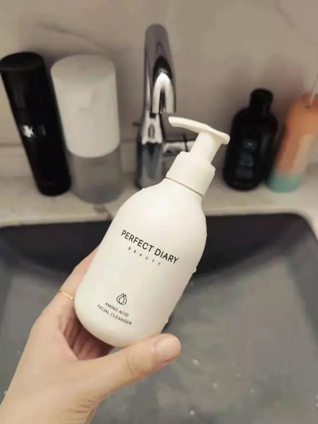 洗面奶选哪一款好用,热门洗面奶哪一款最好用