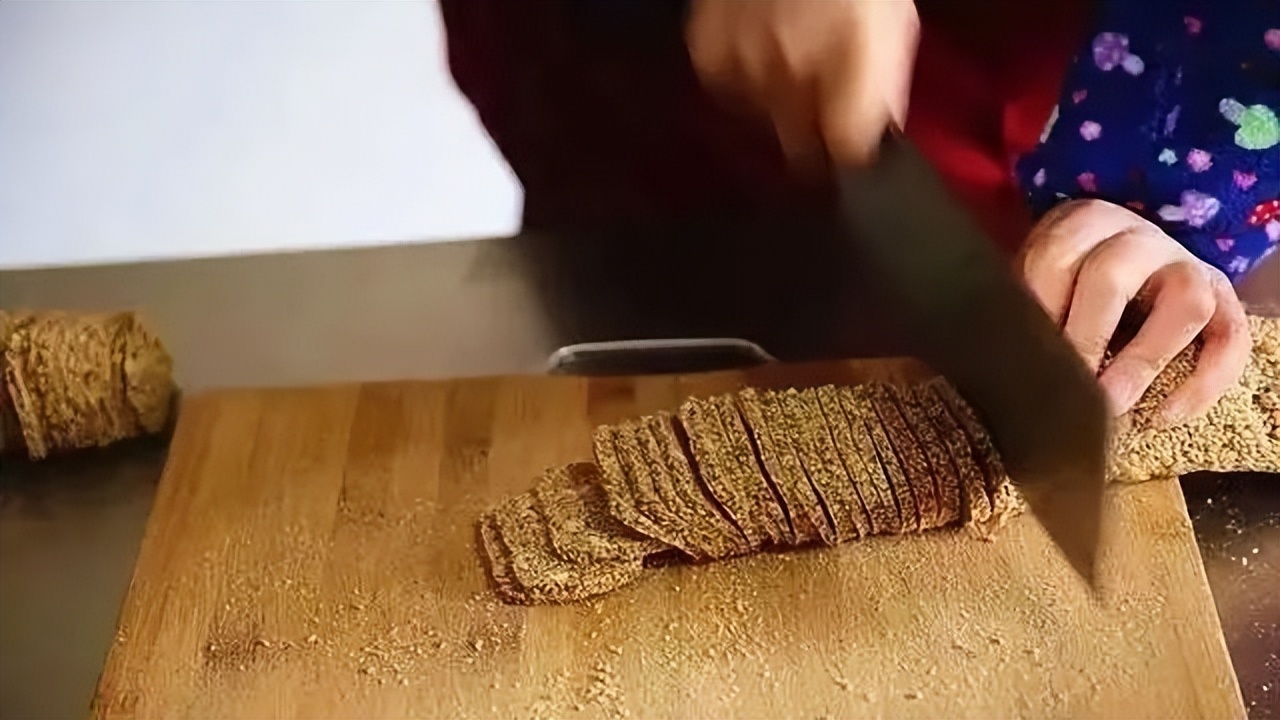 陕南旅游必备美食攻略,五一游吃什么食物