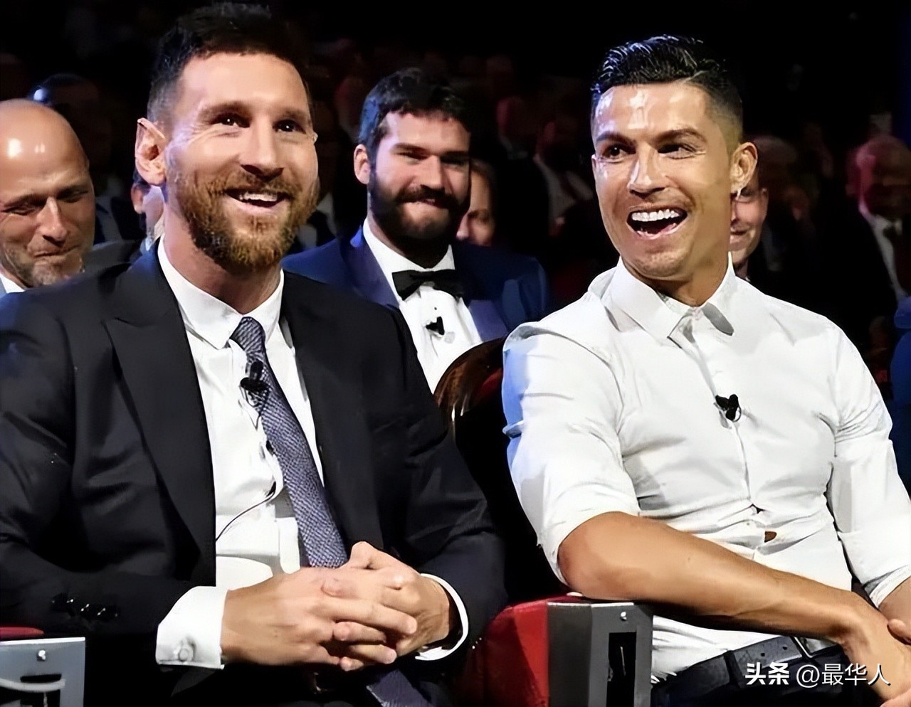c罗哭了还是笑了,c罗哭了卡点