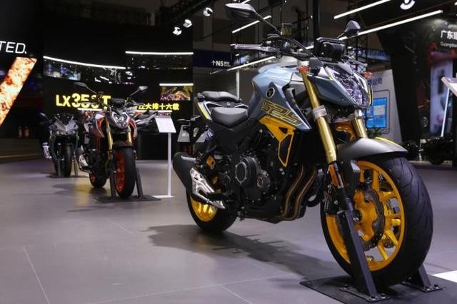 重庆摩托车出口厂家,重庆摩托车出口