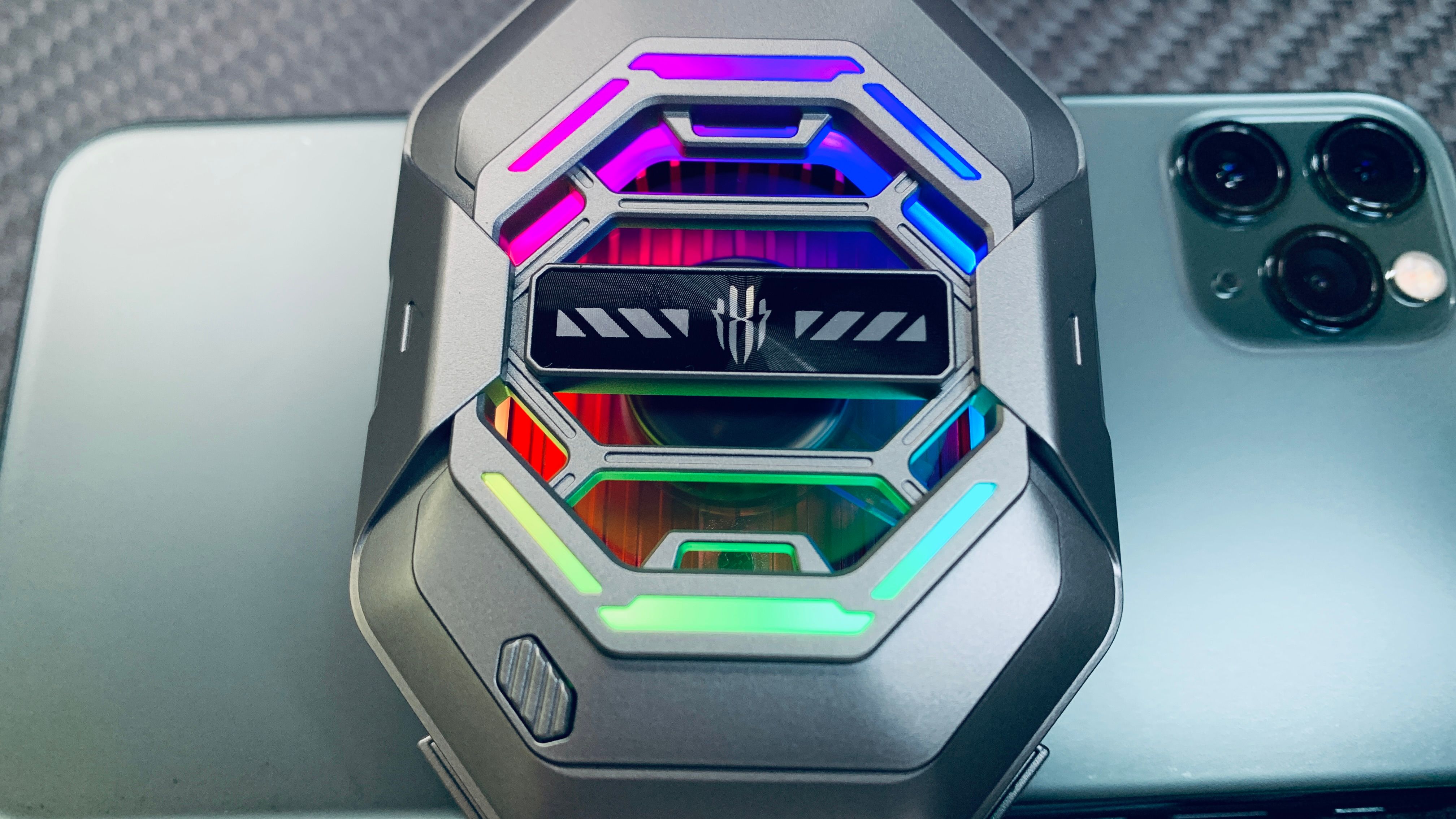 为什么你的手机玩一局游戏都发烫,手机玩一局游戏就很烫怎么办