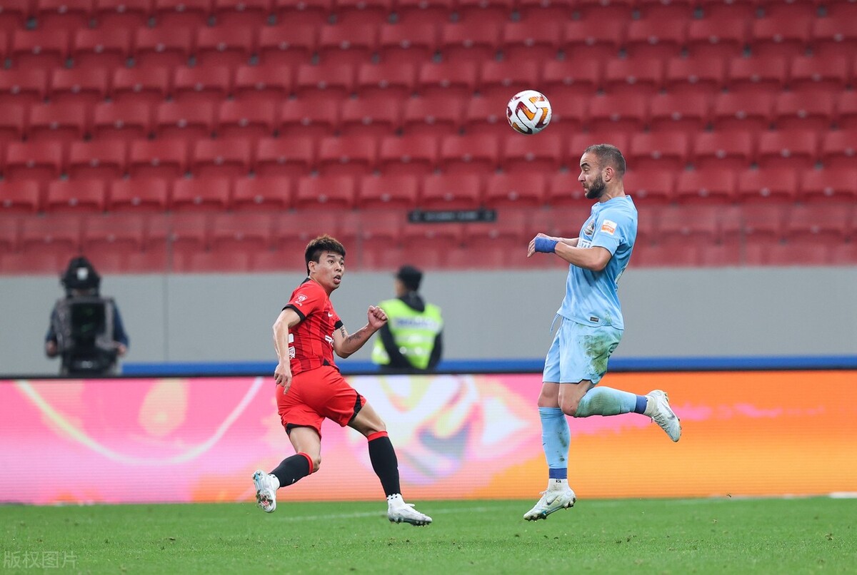 开场遭极刑的河南队踢出赛季最强一战，单外援还能进海港两个球