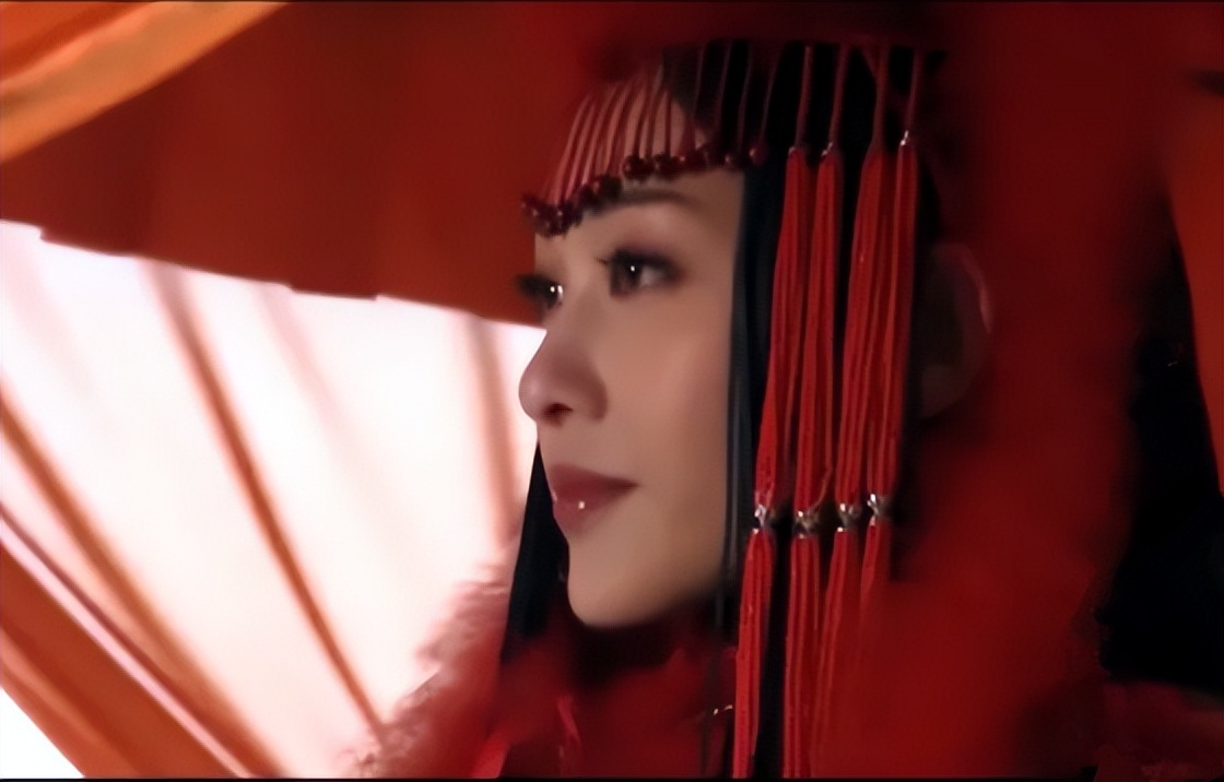 1994年疑似“王昭君”墓被挖掘，遗骸保存完好，可惜在俄罗斯境内