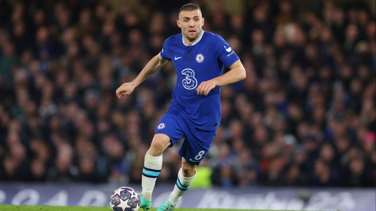 梅西重返巴萨踢什么位置,梅西会回诺坎普吗