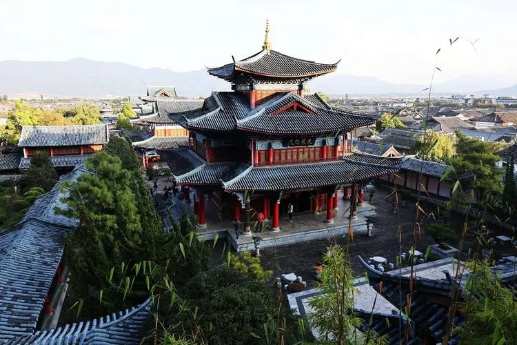 丽江木府的历史和建筑,丽江纳西族木府的历史