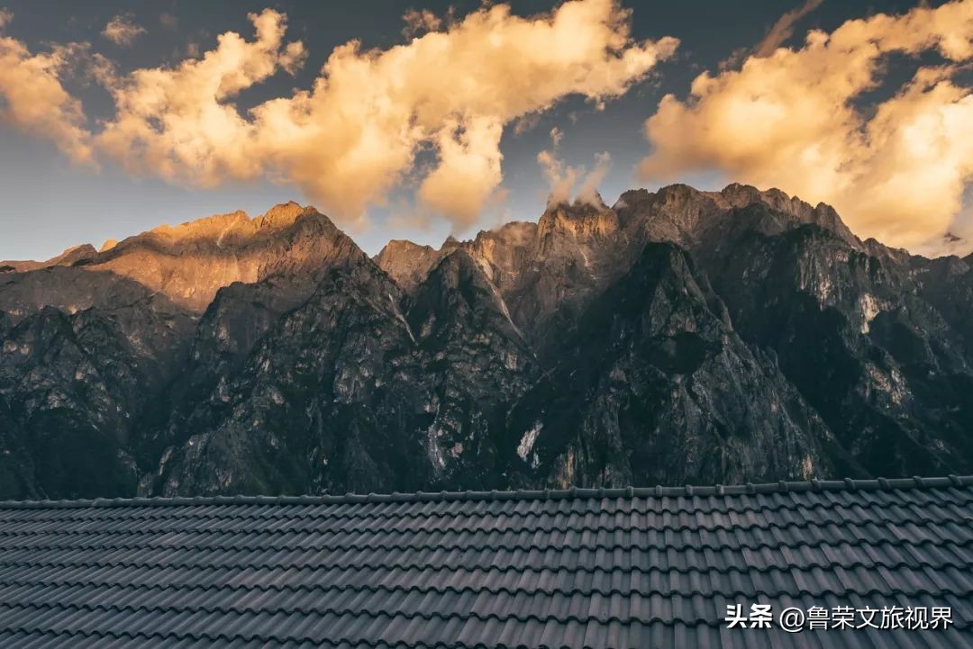 世界经典徒步线路虎跳峡,虎跳峡高路徒步多少公里