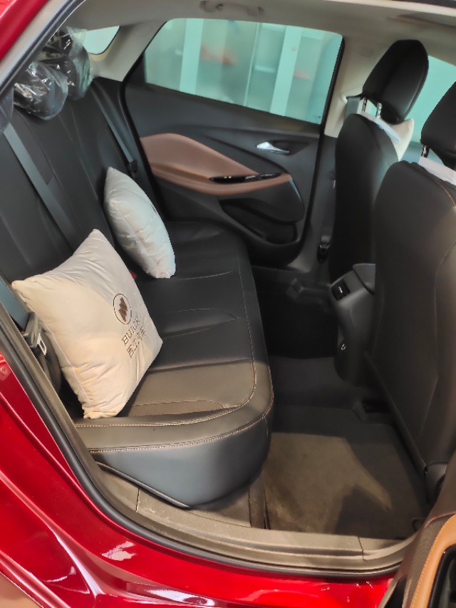 威朗pro发动机,别克威朗pro红色实图