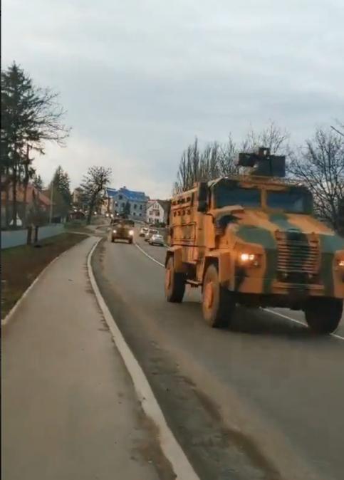 直接替乌军操作无人机?土耳其定期军援乌克兰,埃尔多安刀子飞快