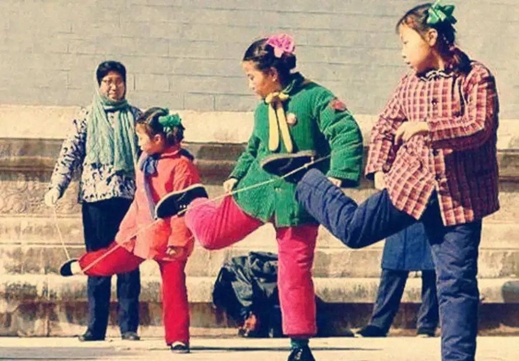 还记得小时候都有什么玩具吗,还记得小时候的玩具吗