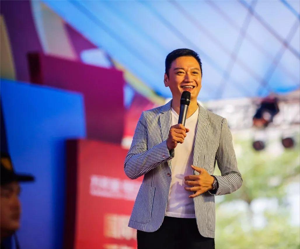 反转地球rise个人直拍,倒转地球明星轮唱