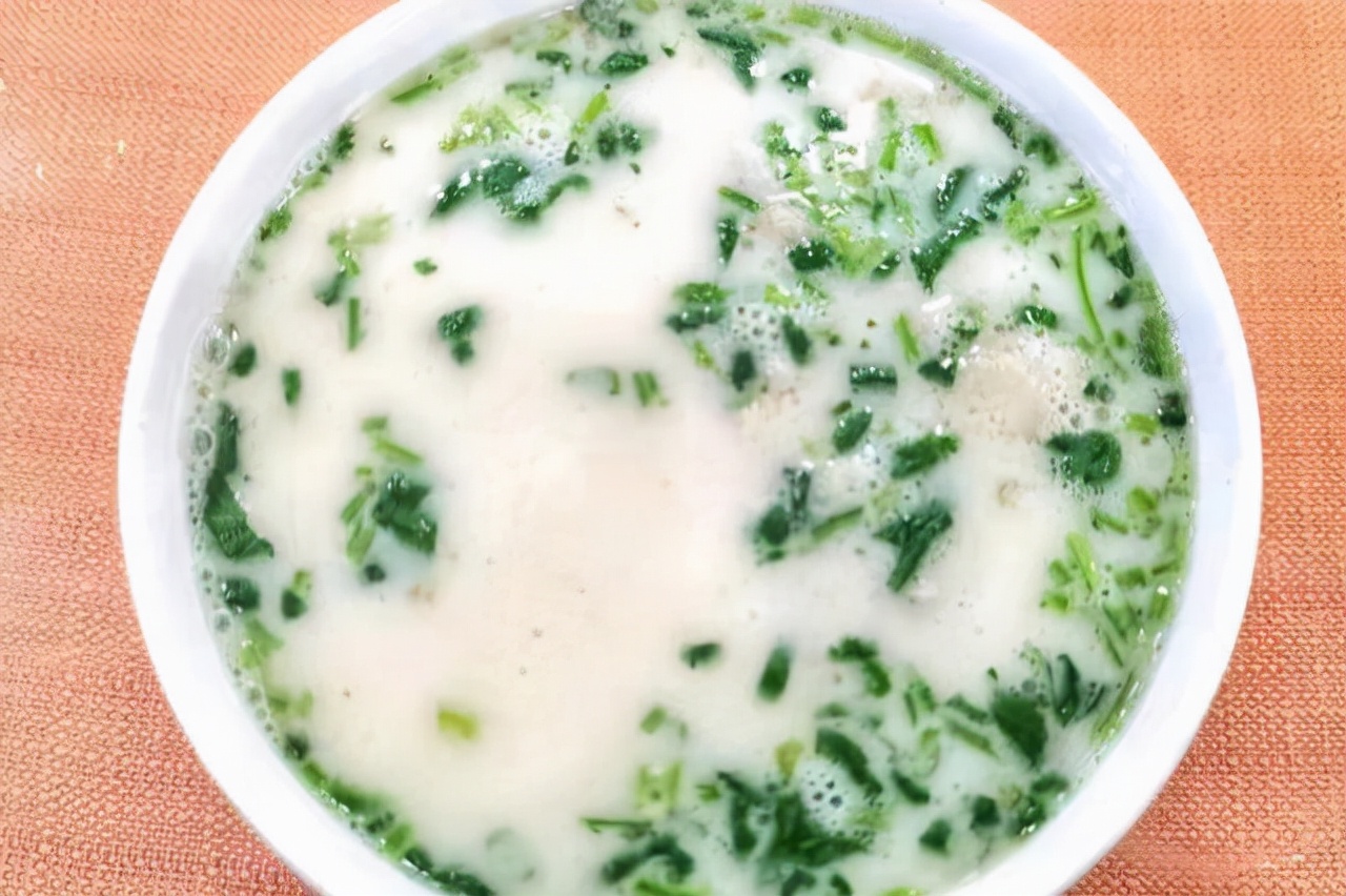 济南东部有名的羊汤馆,济南羊汤加汤8块