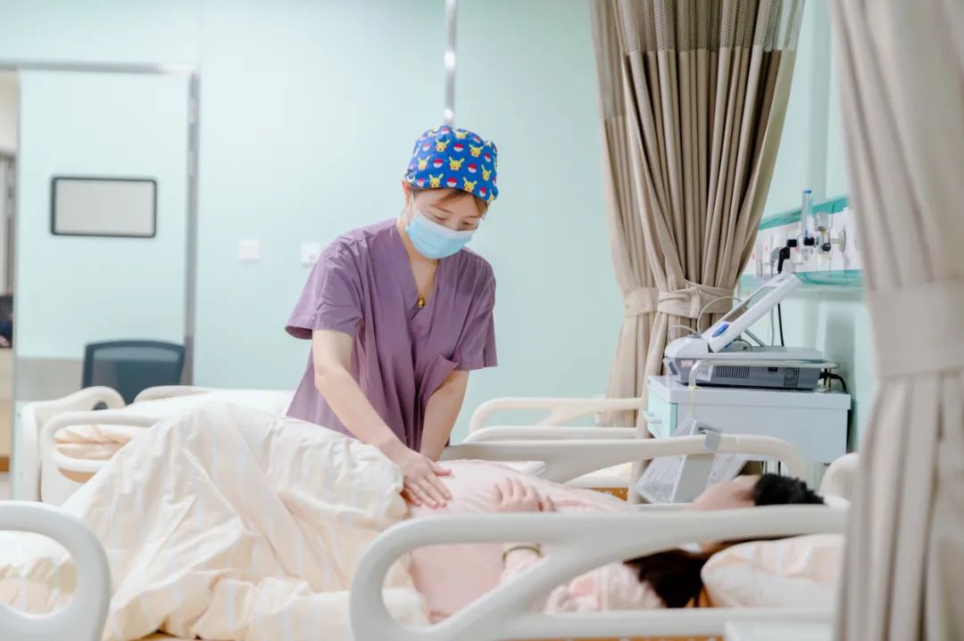 打无痛分娩了以后为什么会腰疼,无痛分娩会导致产后腰疼吗