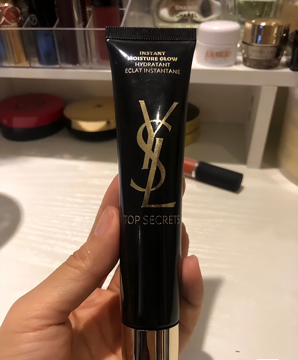 隔离霜哪款好用不油腻不掉妆,隔离霜哪款最好用不脱妆